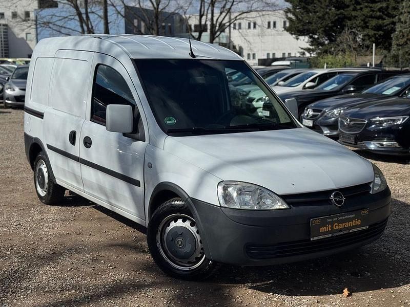 Gebraucht Opel Combo 75 PS (55 kW) 2010 Weiß Van / Kleinbus