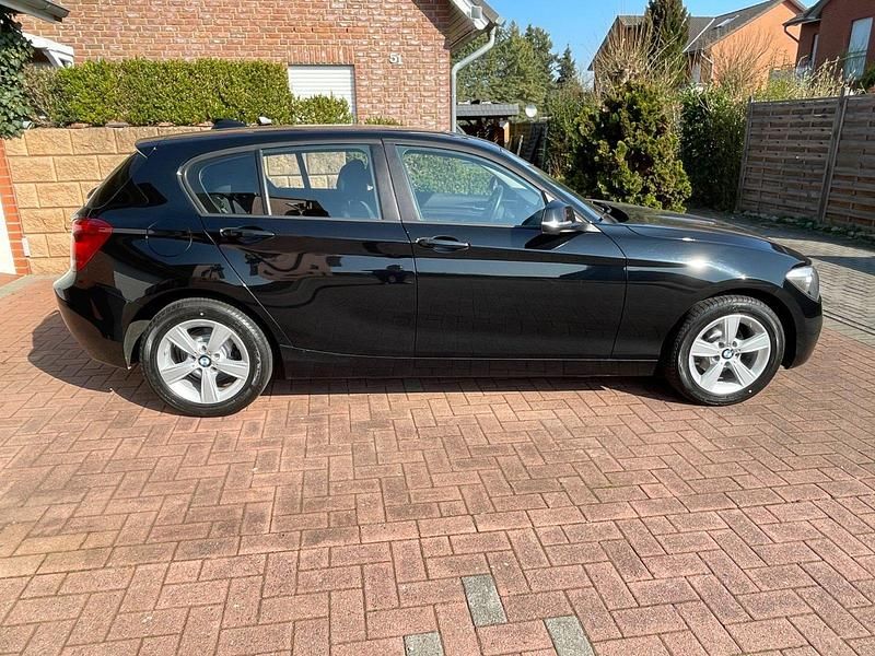 Gebraucht BMW 116 2014 Schwarz Kleinwagen