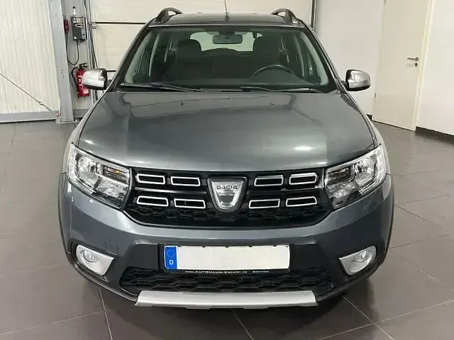 Gebraucht Dacia Logan MCV Stepway 90 PS (66 kW) 2017 Grau Kombi
