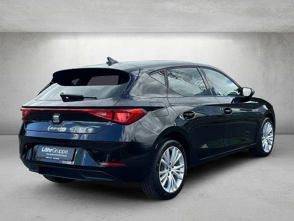 Gebraucht Seat Leon Style 110 PS (80 kW) 2025 Schwarz Limousine