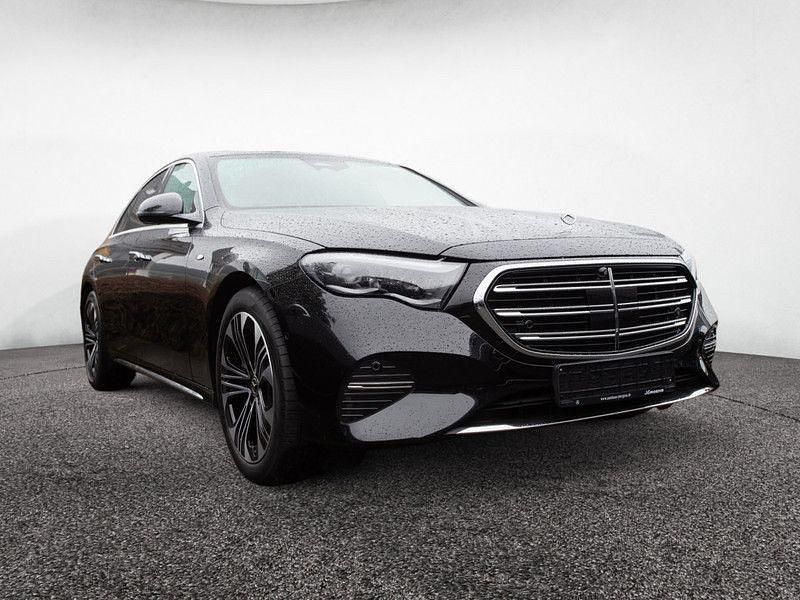 Gebraucht Mercedes E400 Exclusive 252 PS (185 kW) 2025 Schwarz Limousine