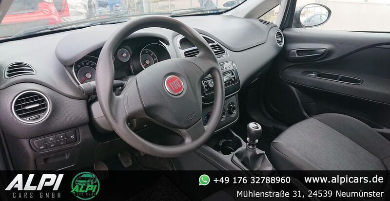 Gebraucht Fiat Punto Pop 69 PS (50 kW) 2015 Silber Kleinwagen