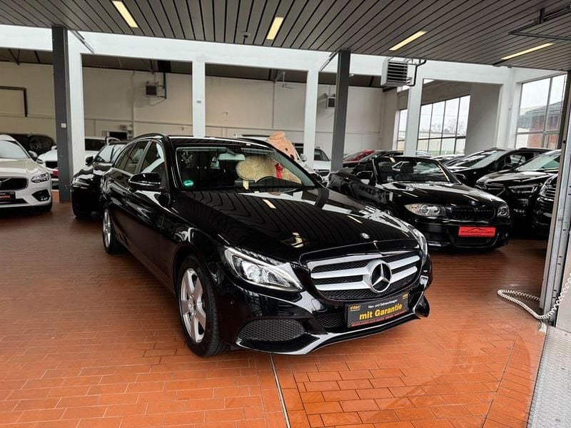 Gebraucht Mercedes C220 170 PS (125 kW) 2016 Schwarz Kombi