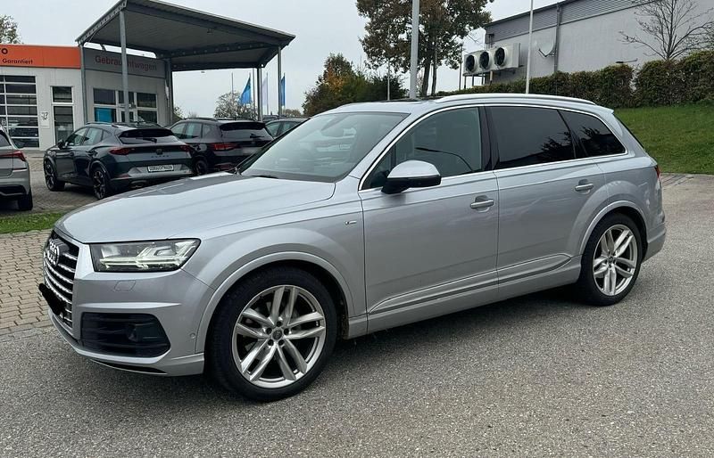 Gebraucht Audi Q7 S-Line 272 PS (200 kW) 2015 Silber SUV
