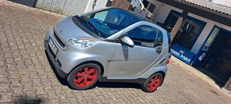 Silber Gebraucht 2007 Smart ForTwo Coupé Passion Coupé | 2.800 € (Guter Preis) - Bild 1/4