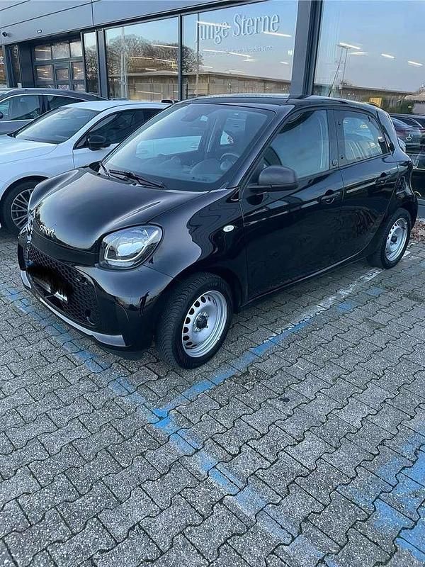 Gebraucht Smart ForFour Electric Drive 60 kW (82 PS) 2021 Schwarz Kleinwagen