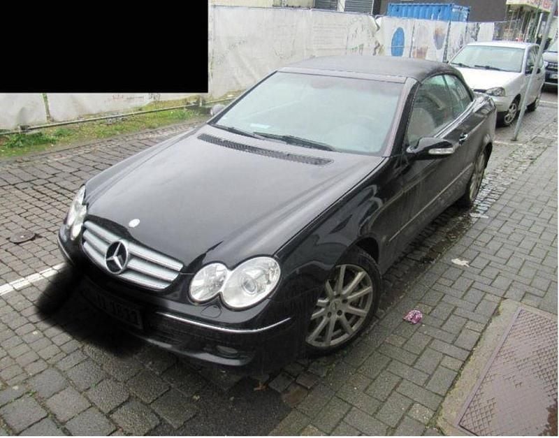 Schwarz Gebraucht 2007 Mercedes CLK320 Elegance Cabrio | 6.000 € (Guter Preis) - Bild 1/4