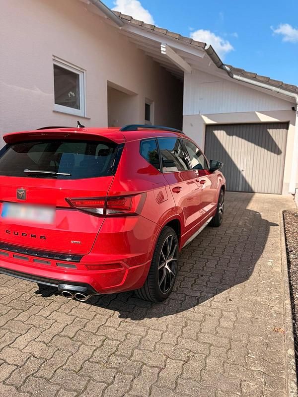 Second-hand Cupra Ateca 300 CP (220 kW) 2018 Roșu SUV
