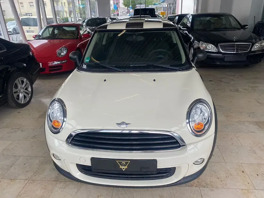 Gebraucht Mini ONE 98 PS (72 kW) 2011 Weiß Kleinwagen