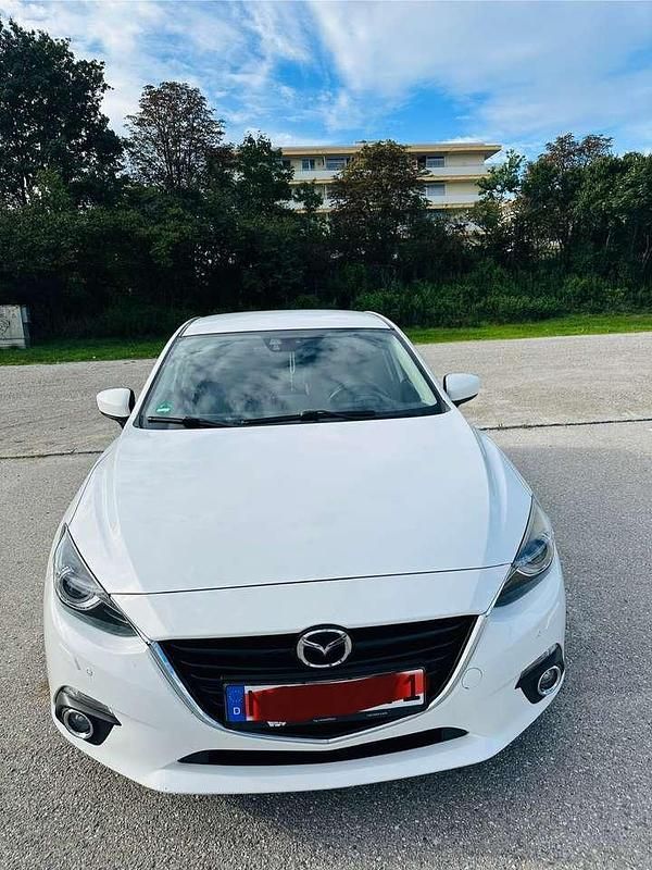 Gebraucht 2016 Mazda 3 Sports-Line Limousine | 9.500 € (Etwas zu teuer) - Bild 1/4