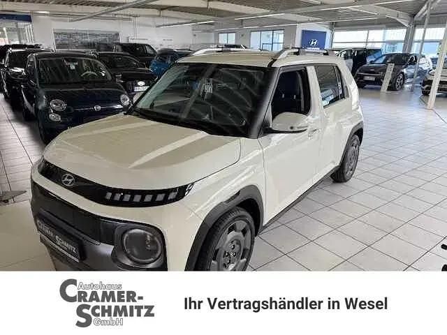 Unbleached ivory Neu 2025 Hyundai Inster Kleinwagen | 28.490 € (Fairer Preis) - Bild 1/4