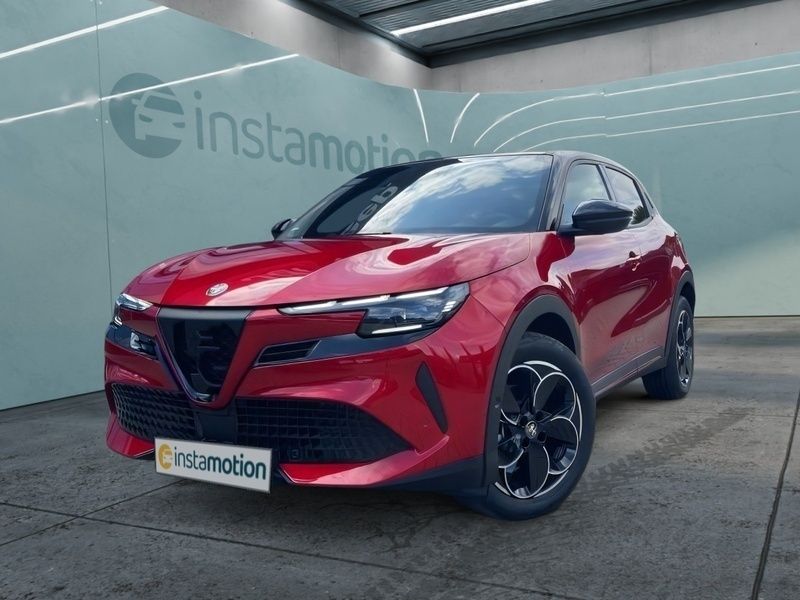 Gebraucht Alfa Romeo Junior Edizione Speciale 114 kW (156 PS) 2024 Rot SUV