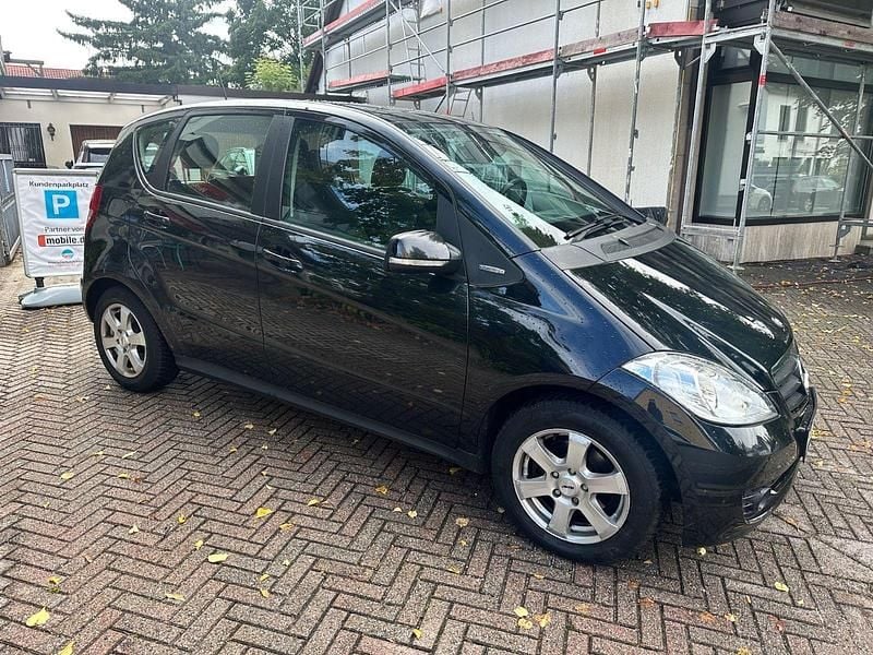 Schwarz Gebraucht 2011 Mercedes A160 Kleinwagen | 2.450 € (Superpreis) - Bild 1/4