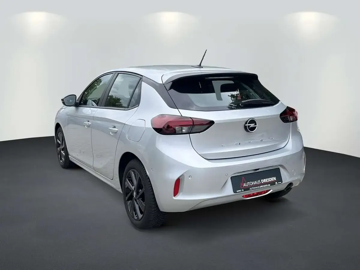Gebraucht Opel Corsa 101 PS (74 kW) 2024 Grau Kleinwagen