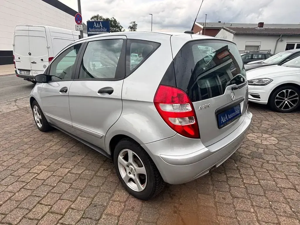 Gebraucht Mercedes A180 109 PS (80 kW) 2008 Silber Limousine