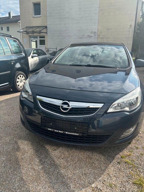 Gebraucht 2010 Opel Astra Edition Limousine | 3.400 € (Guter Preis) - Bild 1/4