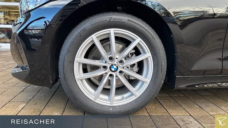 Neu BMW 318 156 PS (114 kW) 2026 Schwarz Limousine
