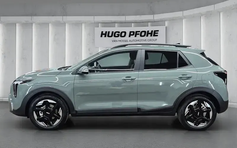 Neu Kia Stonic Spirit 116 PS (85 kW) 2026 Adventurous green metallic SUV