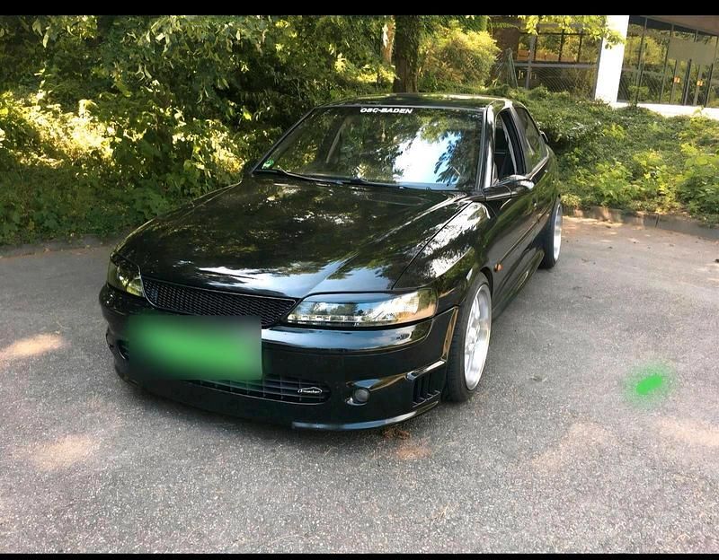 Gebraucht Opel Vectra 194 PS (142 kW) 1998 Schwarz Limousine