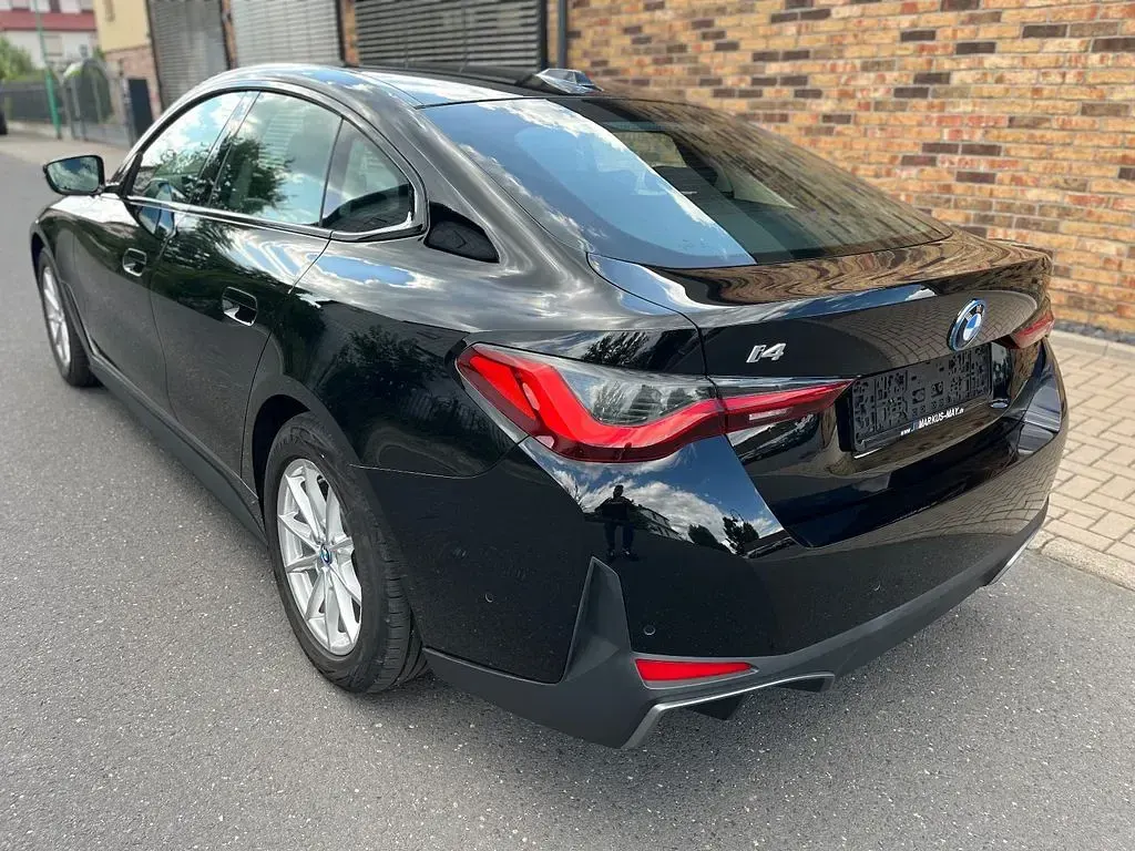 Gebraucht BMW i4 Sport Line 210 kW (286 PS) 2023 Schwarz Limousine