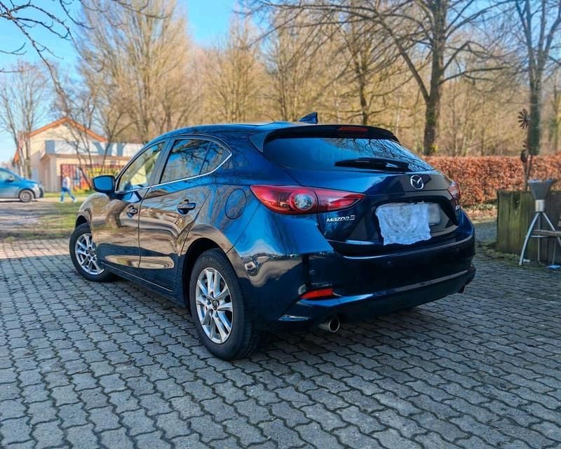 Gebraucht Mazda 3 120 PS (88 kW) 2017 Blau Limousine