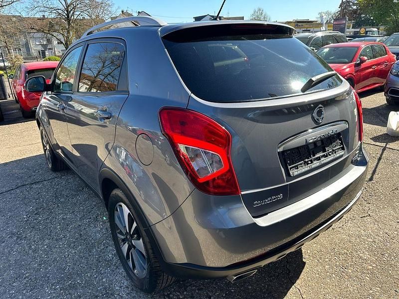 Gebraucht SsangYong Korando Sapphire 175 PS (128 kW) 2013 Grau SUV