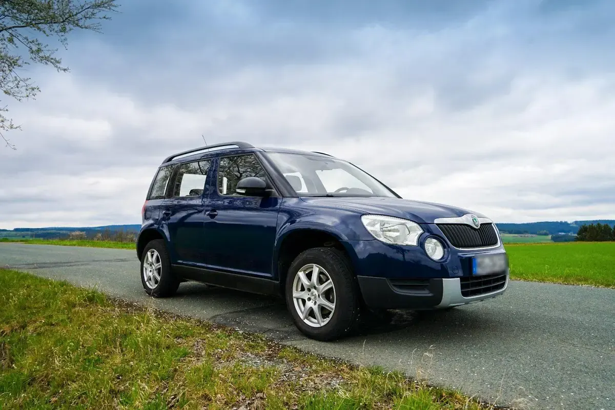 Gebraucht Skoda Yeti 105 PS (77 kW) 2011 Blau SUV