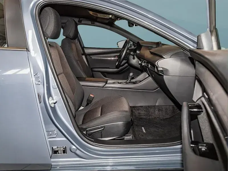 Gebraucht Mazda 3 140 PS (102 kW) 2025 Grau Limousine