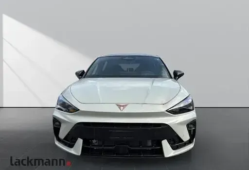 Nouă Cupra Leon VZ 272 CP (200 kW) 2025 Mov Berlinǎ