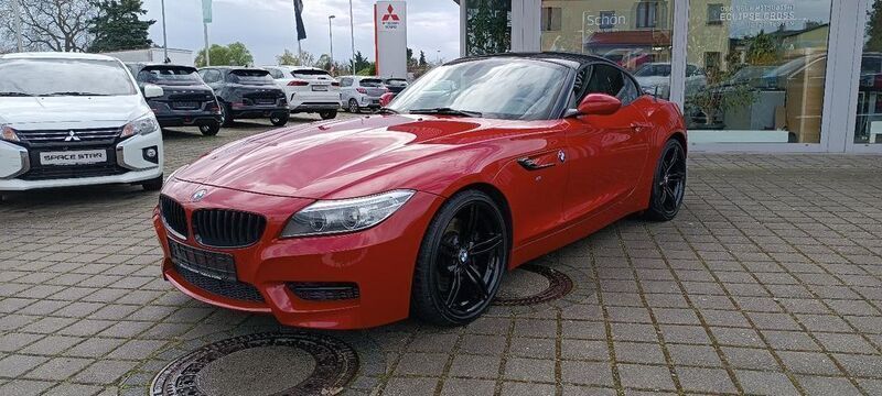 Rot Gebraucht 2015 BMW Z4 Performance Cabrio | 28.990 € (Fairer Preis) - Bild 1/4