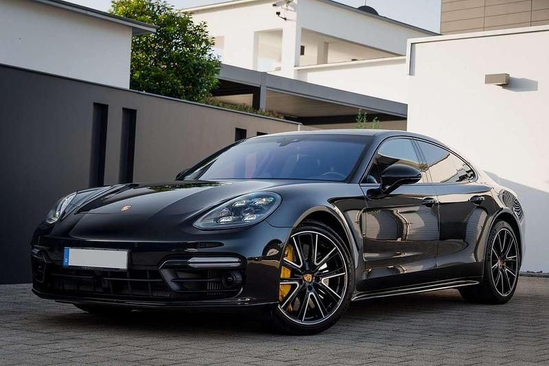 Schwarz Gebraucht 2018 Porsche Panamera Turbo S Limousine | 118.900 € - Bild 1/4