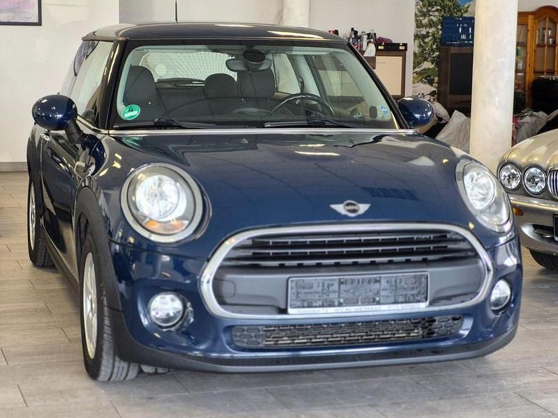 Second-hand Mini ONE 102 CP (75 kW) 2017 Albastru Hatchback
