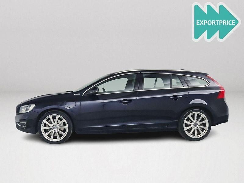 Gebraucht Volvo V60 Summum 230 PS (169 kW) 2015 Blau Kombi