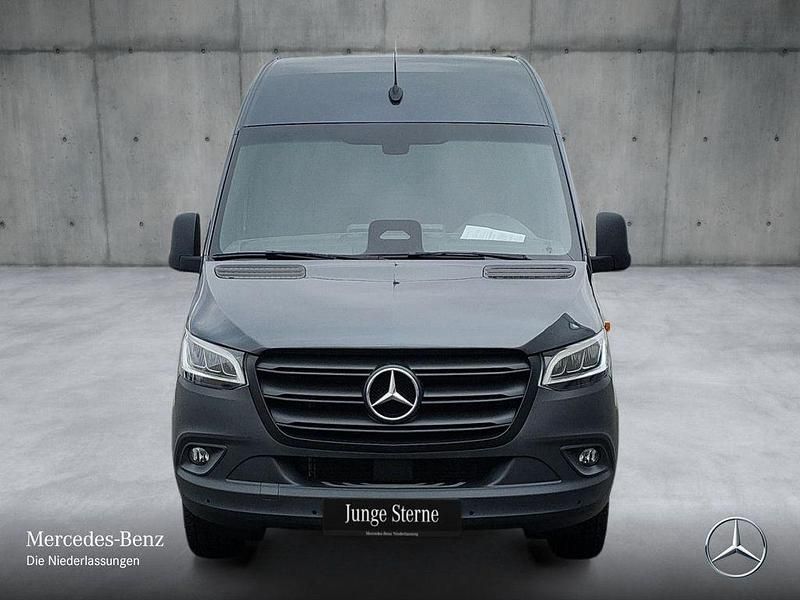 Używany Mercedes Sprinter 170 KM (125 kW) 2024 Szary Van