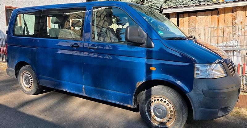 Second-hand VW T5 107 CP (78 kW) 2006 Albastru Van