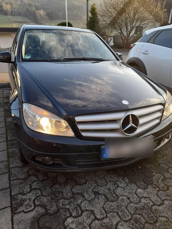 Schwarz Gebraucht 2010 Mercedes C180 Elegance Limousine | 5.100 € (Superpreis) - Bild 1/4