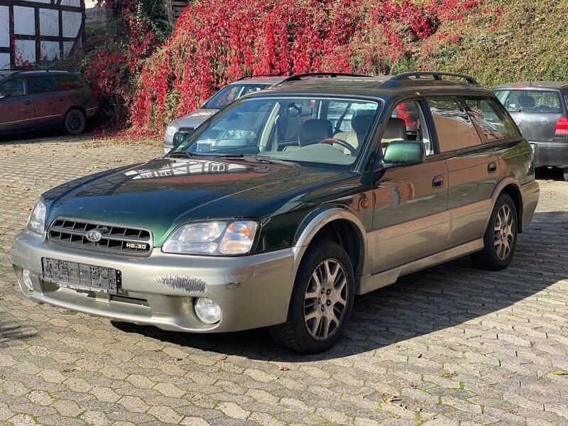 Beige Gebraucht 2001 Subaru Outback SUV | 999 € - Bild 1/4