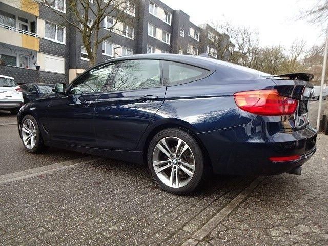 Gebraucht BMW 320 Sport Line 184 PS (135 kW) 2014 Limousine