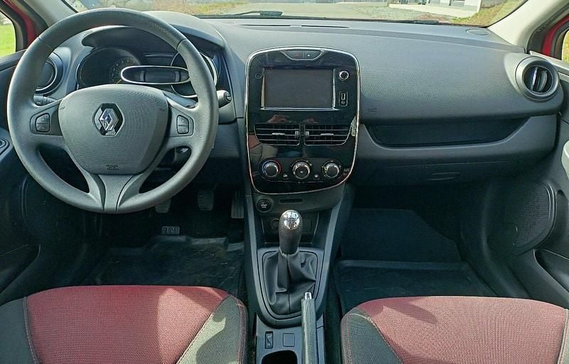 Gebraucht Renault Clio IV Expression 73 PS (53 kW) 2013 Rot Kleinwagen