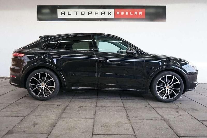 Chromitschwarzmetallic Gebraucht 2023 Porsche Cayenne Coupe Platinum Edition Coupé | 79.880 € (Fairer Preis) - Bild 1/4