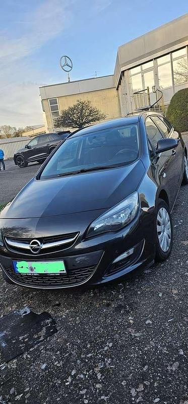 Gebraucht Opel Astra 131 PS (96 kW) 2013 Kombi