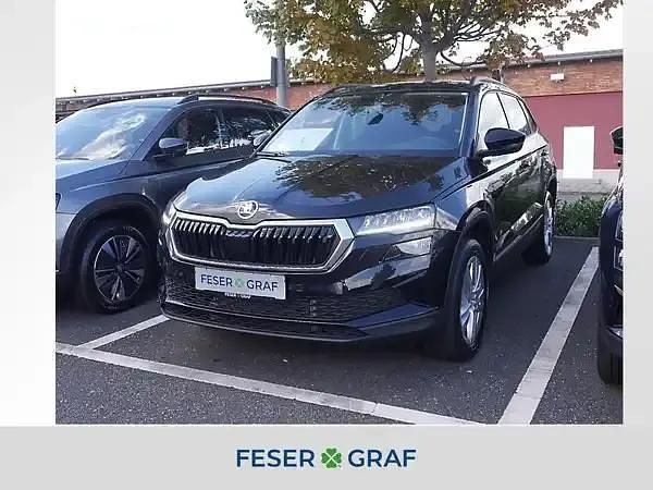 Blackmagic perleffekt Neu 2025 Skoda Karoq SUV | 42.800 € (Teuer) - Bild 1/4