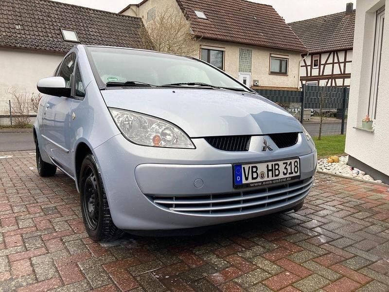 Gebraucht Mitsubishi Colt Invite 95 PS (69 kW) 2005 Silber Kleinwagen