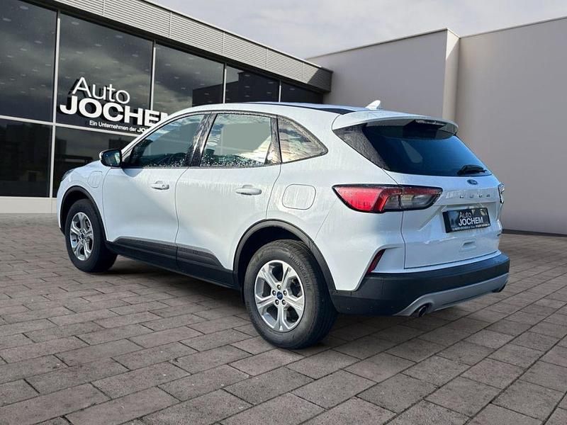 Gebraucht Ford Kuga Cool & Connect 152 PS (111 kW) 2022 Frostweiß SUV