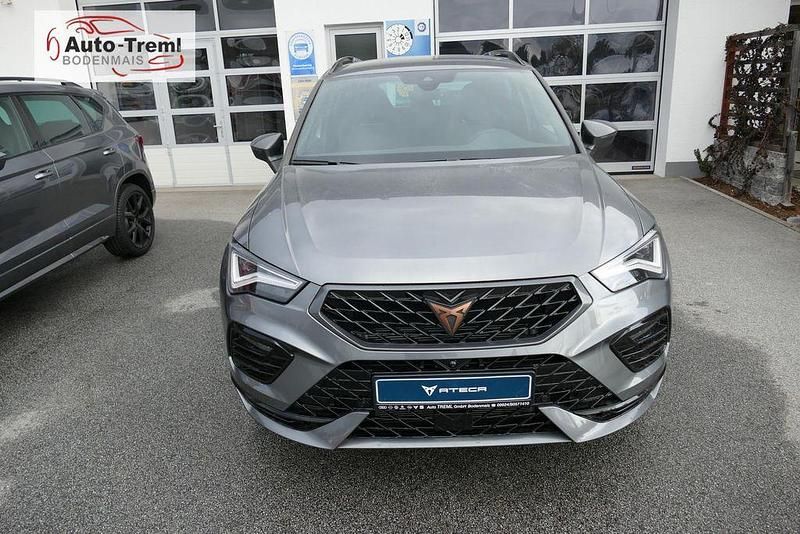 Neu Cupra Ateca 150 PS (110 kW) 2026 Grau SUV