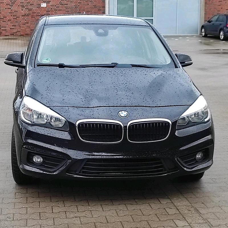 Gebraucht BMW 214 95 PS (69 kW) 2015 Schwarz Kombi