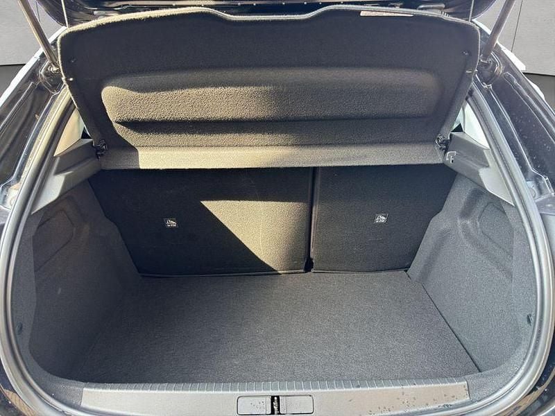 Gebraucht Opel Corsa Edition 101 PS (74 kW) 2023 Karbon schwarz metallic Limousine