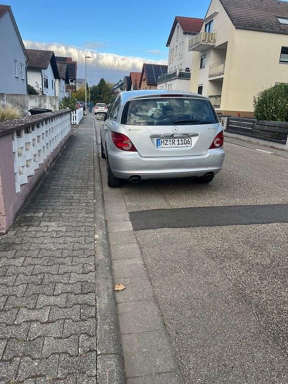 Gebraucht Mercedes R350 272 PS (200 kW) 2006 Silber Van / Kleinbus