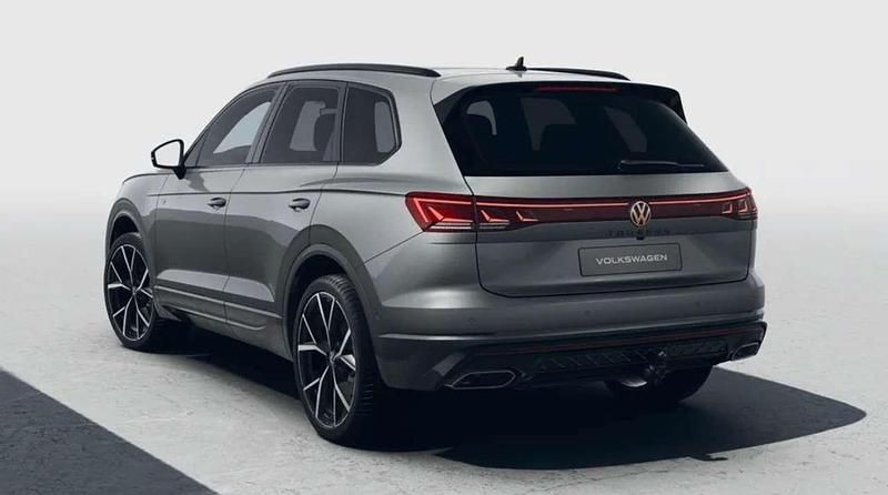 Neu VW Touareg R-line 286 PS (210 kW) 2025 Grau SUV
