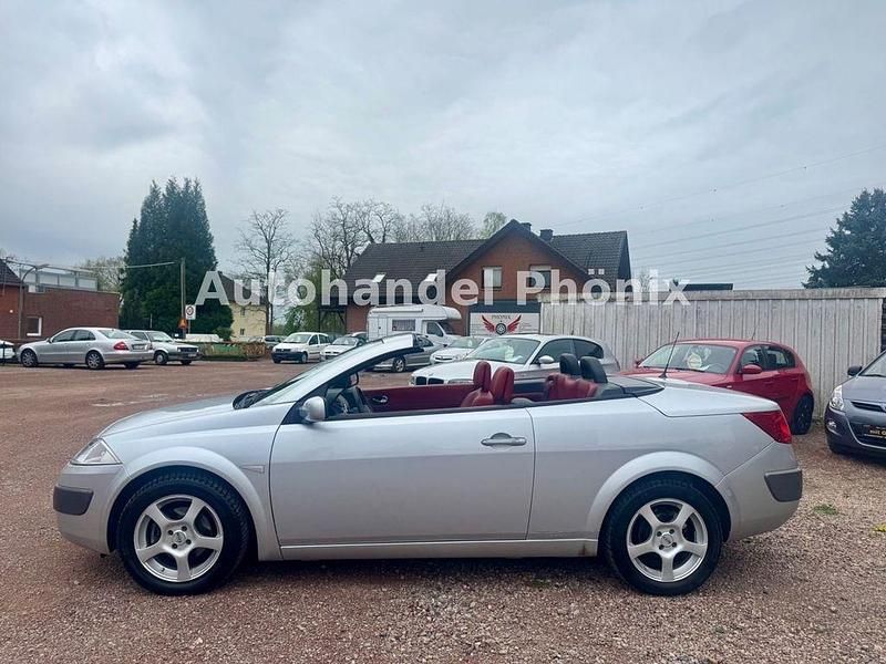 Gebraucht Renault Mégane Cabriolet Dynamique 135 PS (99 kW) 2006 Silber Cabrio